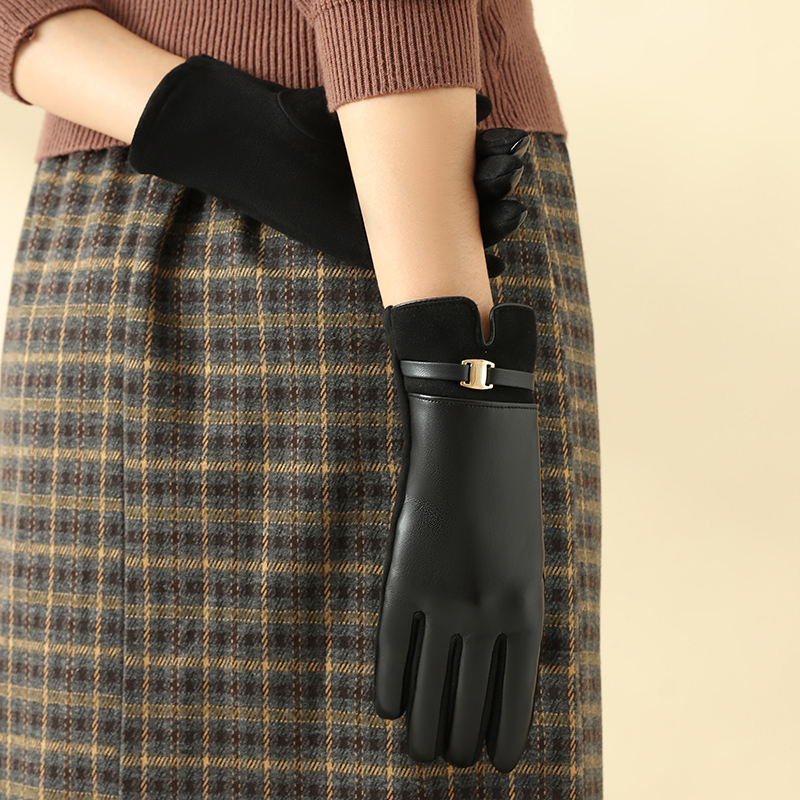 1 Pair of Gloves for Women in  - огляд і ціна Leather Driving Glove